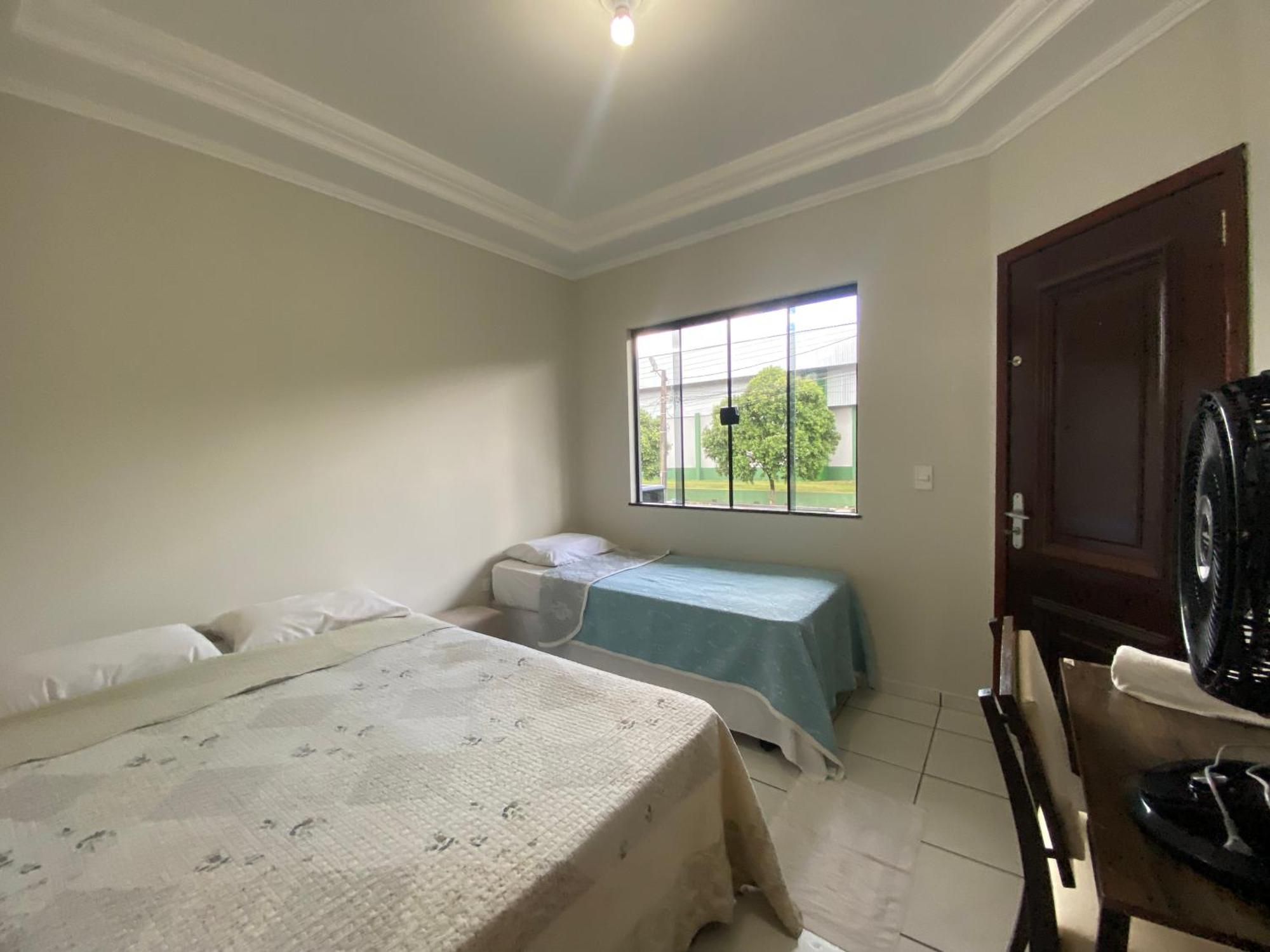 Pousada Dona Lidia Campo Mourao Exterior photo